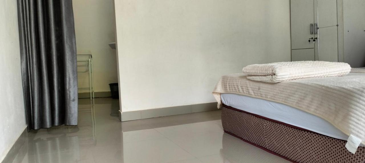 Sakila Homestay Kuta  Exteriör bild