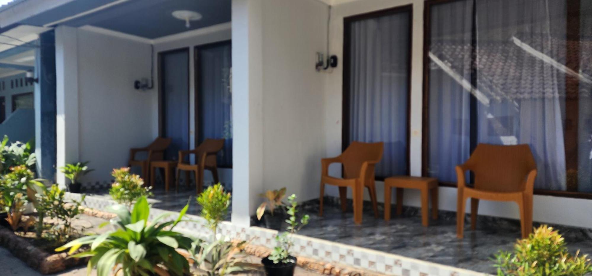 Sakila Homestay Kuta  Exteriör bild