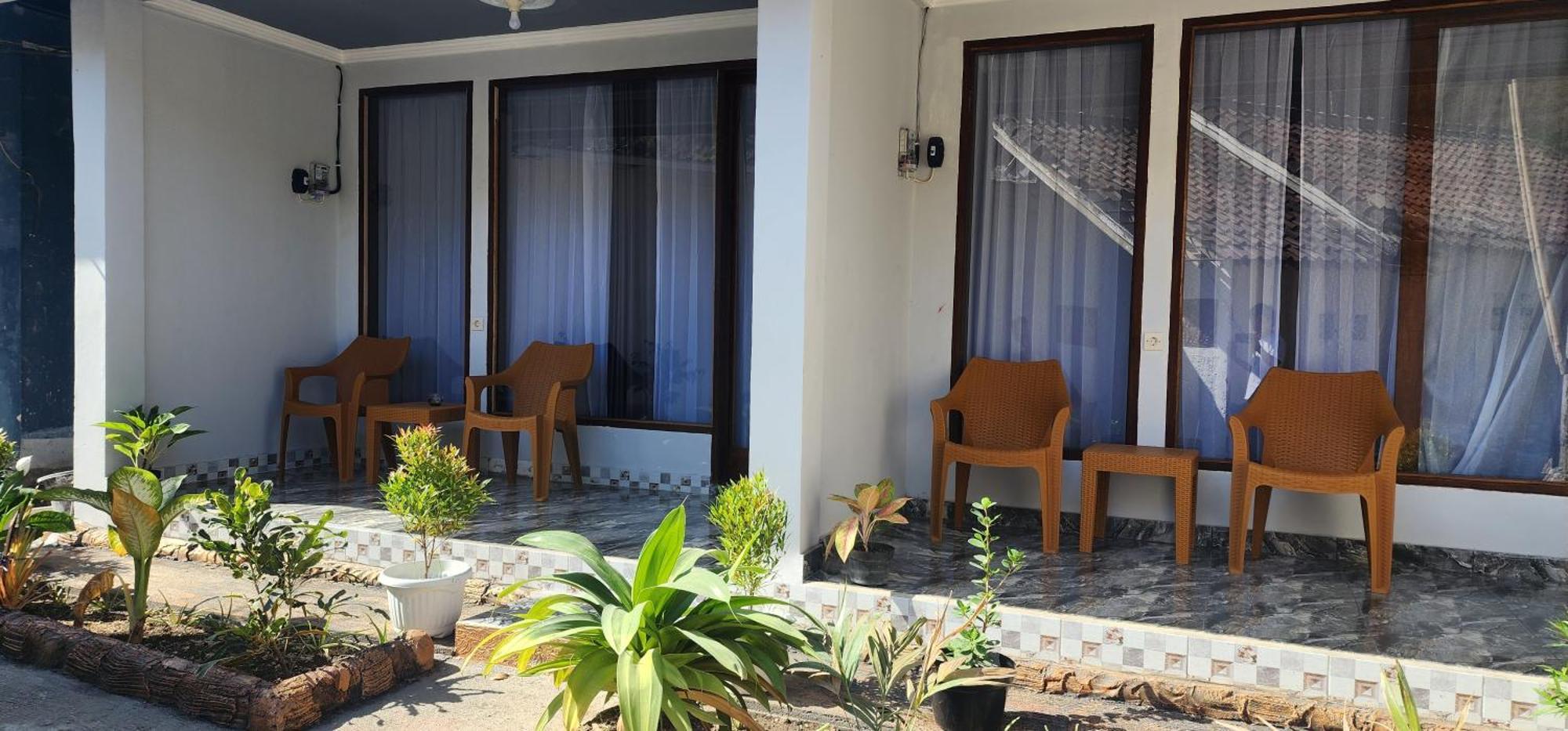 Sakila Homestay Kuta  Exteriör bild